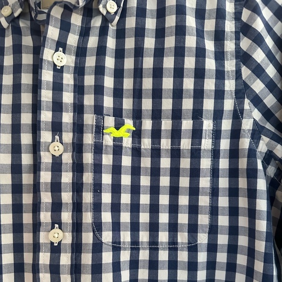 HOLLISTER~ Men’s Blue and White Long Sleeve Checkered Button-Up Shirt size S - Picture 6 of 8